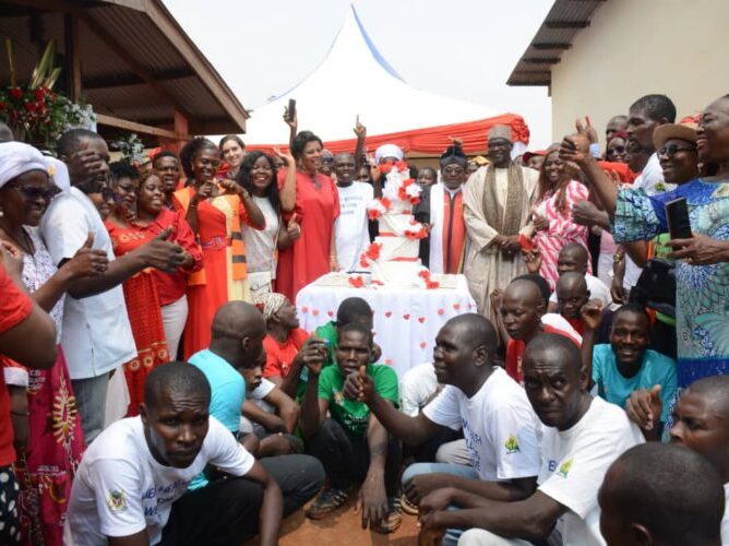 Saint-Valentin à l’hôpital Jamot : un moment d’amour et d’inclusion pour les personnes atteintes de maladie mentale – Communauté Urbaine de Yaoundé